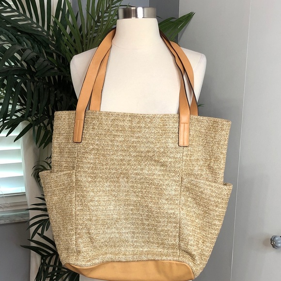 Stylish Tan and Blue Tote Bag - Picture 4 of 12
